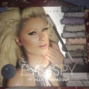 Paris Hilton Metallic Eyeshadow